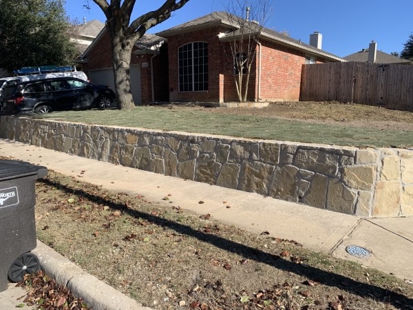 New Milsap Stone Retaining Wall in Fort Worth (1)