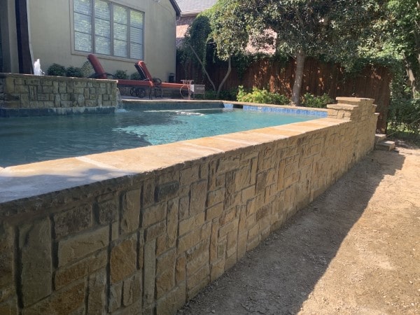 Repair failing retaining wall in Dallas