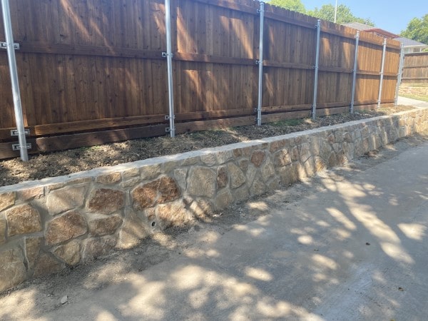 Replace Railroad Tie Retaining Wall with Milsap Stone in Garland Texas (1)-min